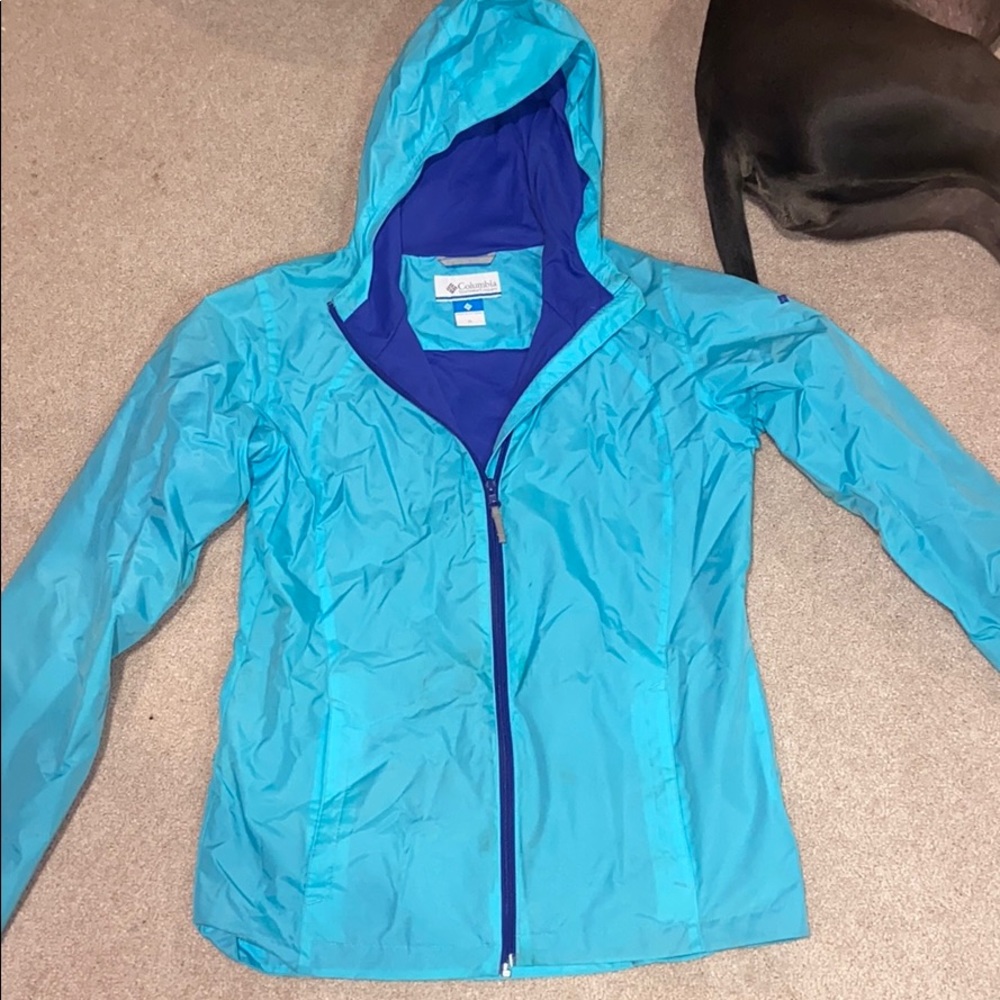 COLUMBIA LIGHT BLUE RAIN JACKET
